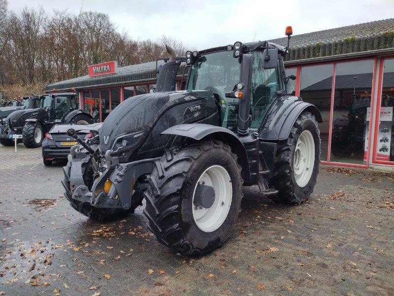 Valtra T214  Direct, afbeelding 1