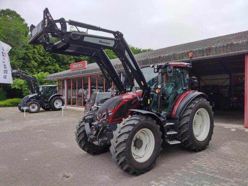 Valtra G135  Active, afbeelding 1