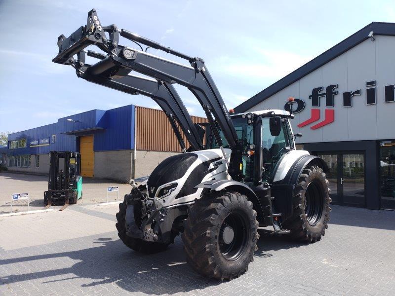 Valtra T175  Active, afbeelding 1