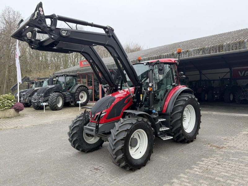 Valtra G125  Active, afbeelding 1